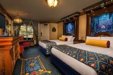 هتل Disney S Port Orleans Resort  Riverside