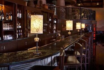هتل Disney's Animal Kingdom Lodge