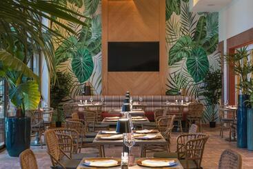 酒店 Elba Sara Beach & Golf Resort