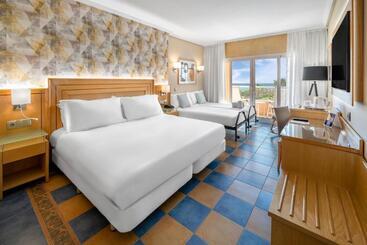 酒店 Elba Sara Beach & Golf Resort