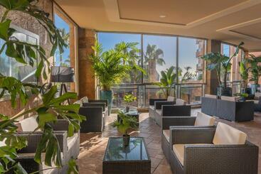 酒店 Elba Sara Beach & Golf Resort