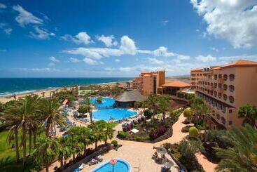 酒店 Elba Sara Beach & Golf Resort