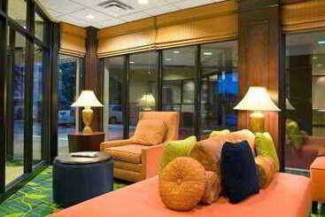 هتل Fairfield Inn & Suites Atlanta Airport North