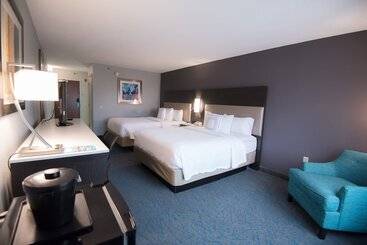 هتل Fairfield Inn & Suites Atlanta Airport North