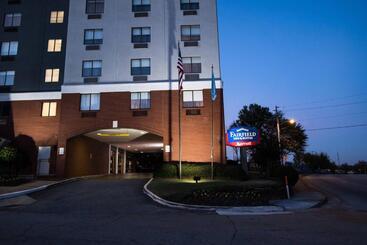 هتل Fairfield Inn & Suites Atlanta Airport North
