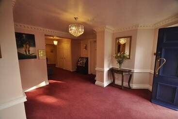 هتل Fernhill Lodge