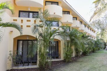 هتل Grand Palladium Vallarta Resort & Spa   All Inclusive