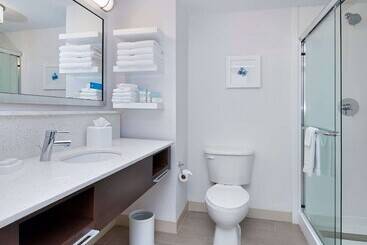 هتل Hampton Inn   Naples   I 75