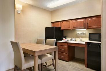هتل Hampton Inn & Suites Hershey