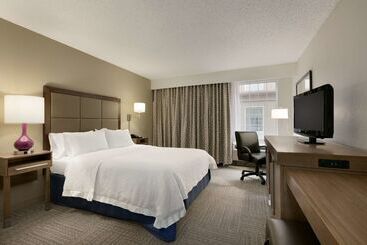 هتل Hampton Inn & Suites Hershey