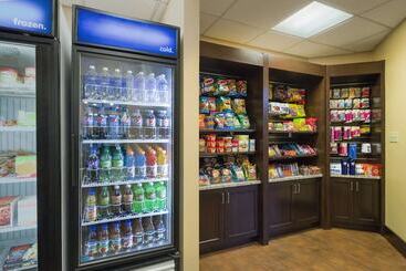 هتل Hampton Inn & Suites Hershey