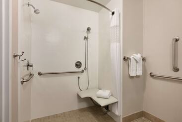 هتل Hampton Inn & Suites Hershey