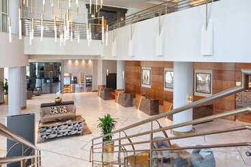 هتل Hilton Belfast