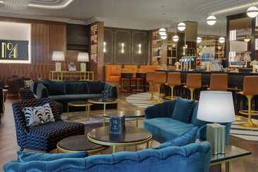 هتل Hilton Belfast