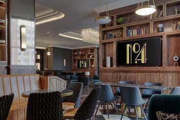 هتل Hilton Belfast