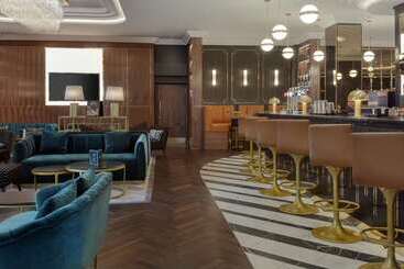 هتل Hilton Belfast