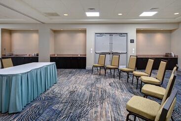هتل Hilton Garden Inn Ft Myers