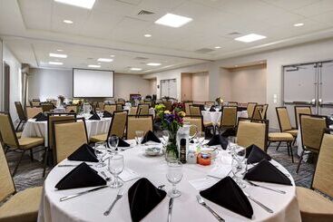 هتل Hilton Garden Inn Ft Myers