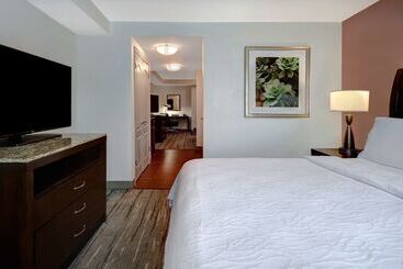 هتل Hilton Garden Inn Ft Myers