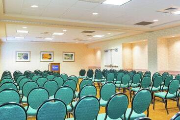 هتل Hilton Garden Inn Ft Myers