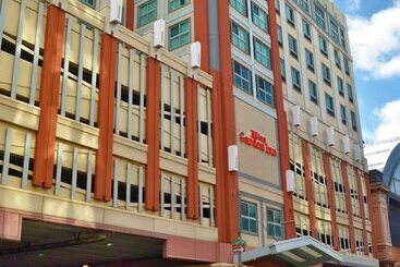 هتل Hilton Garden Inn Philadelphia Center City