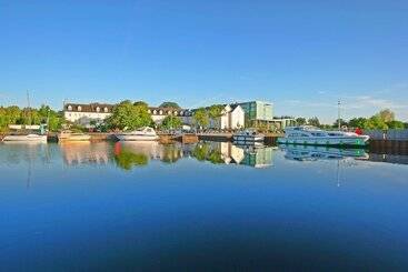 هتل Hodson Bay