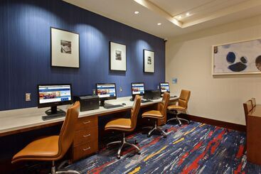Holiday Inn Express Hotel & Suites Fisherman S Wharf, An Ihg