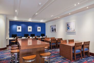 Holiday Inn Express Hotel & Suites Fisherman S Wharf, An Ihg