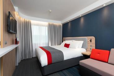 هتل Holiday Inn Express   Glasgow Airport, An Ihg