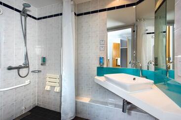 هتل Holiday Inn Express   Glasgow Airport, An Ihg