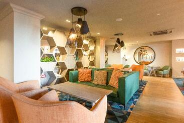 هتل Holiday Inn Express   Glasgow Airport, An Ihg