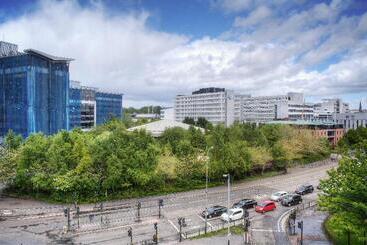 هتل Holiday Inn Express   Glasgow   City Ctr Theatreland, An Ihg