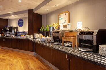 هتل Holiday Inn Express   Glasgow   City Ctr Theatreland, An Ihg