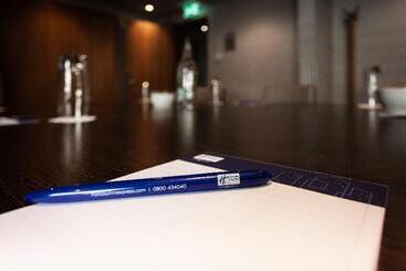هتل Holiday Inn Express   Glasgow   City Ctr Theatreland, An Ihg