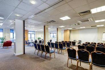 هتل Ibis Styles London Excel