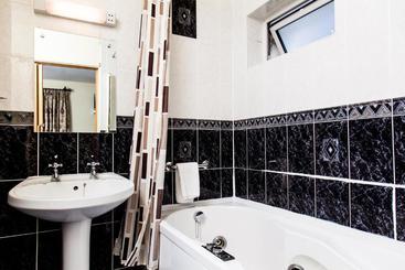 هتل Killarney House Western Road