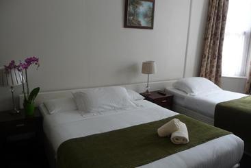 هتل Killarney House Western Road