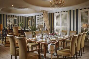 هتل Killarney Royal