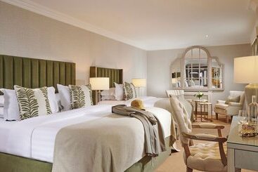 هتل Killarney Royal