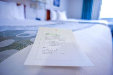 هتل La Quinta Inn By Wyndham Moline Airport