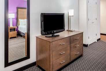 هتل La Quinta By Wyndham Lubbock West Medical Center