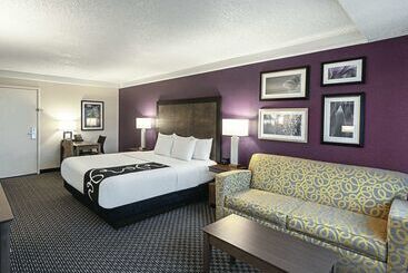 هتل La Quinta By Wyndham Lubbock West Medical Center