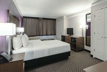 هتل La Quinta By Wyndham Lubbock West Medical Center