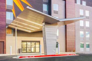 هتل La Quinta By Wyndham Lubbock West Medical Center