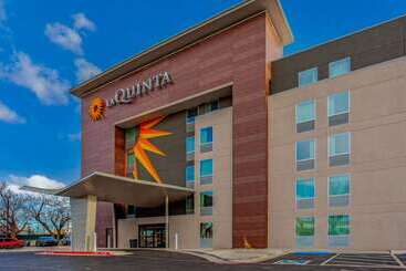 هتل La Quinta By Wyndham Lubbock West Medical Center