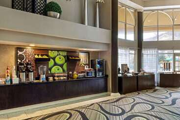 هتل La Quinta By Wyndham Macon
