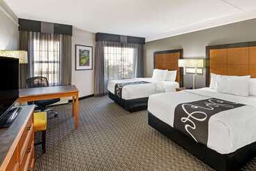 هتل La Quinta By Wyndham Macon