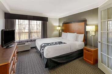 هتل La Quinta By Wyndham Macon
