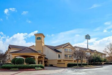 هتل La Quinta By Wyndham Macon