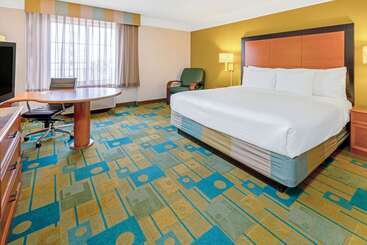 هتل La Quinta By Wyndham Salt Lake City Airport